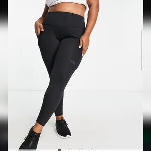 The North Face Plus Midline High-rise Leggings Black Cropped Logo Pocket Sz 2XL